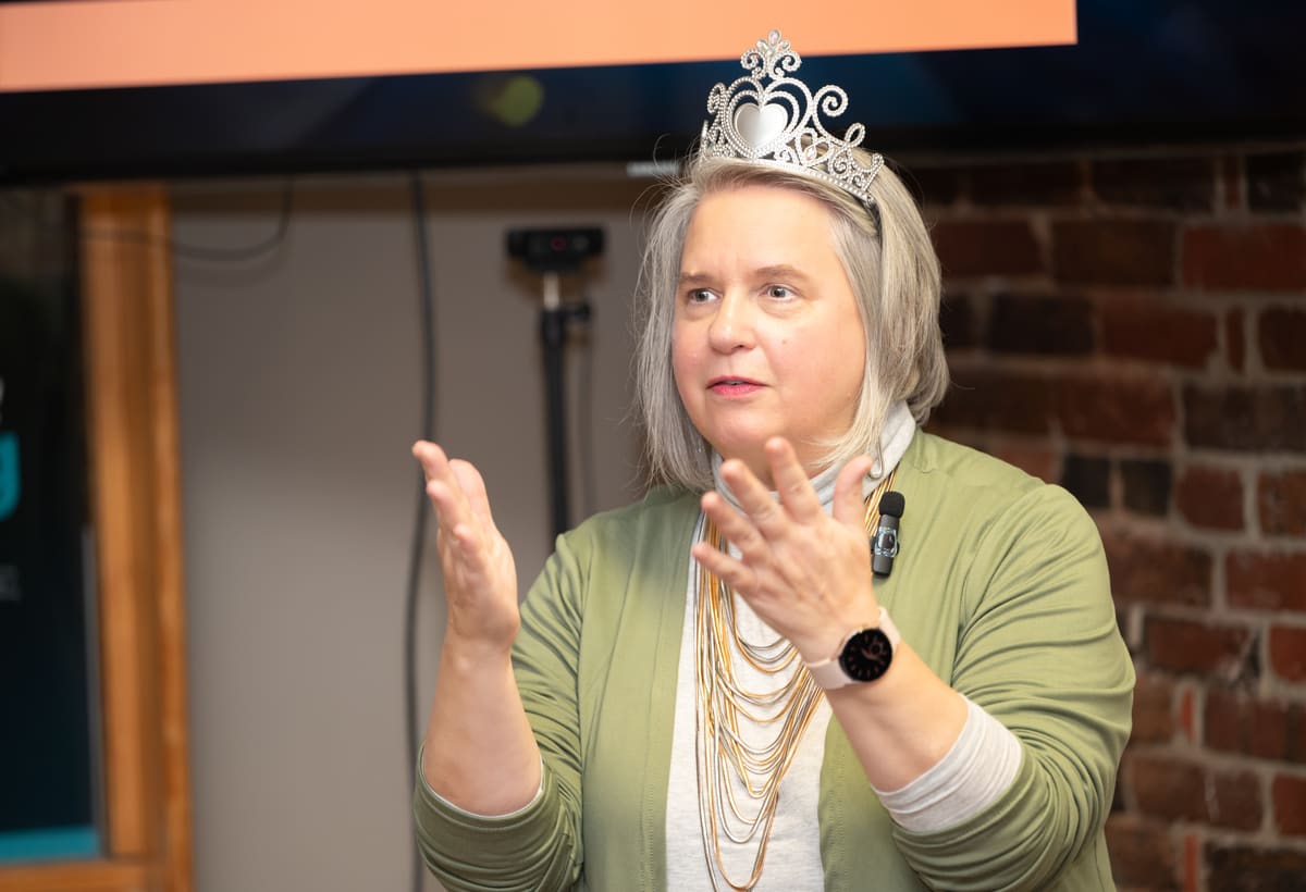 Rita Thomas teaching a small group
